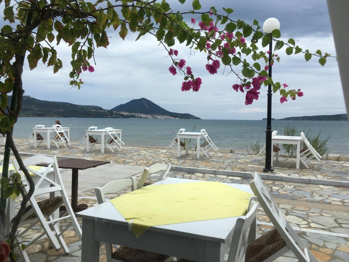 Gialova Garden Bungalow エクステリア 写真