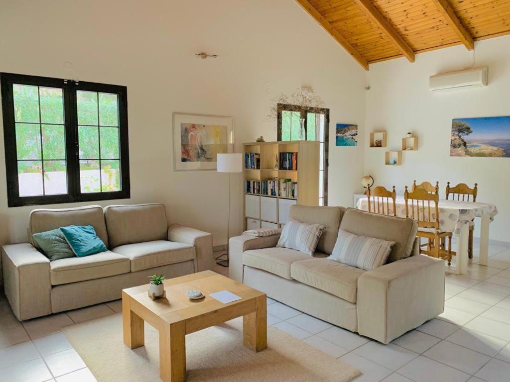 Gialova Garden Bungalow エクステリア 写真